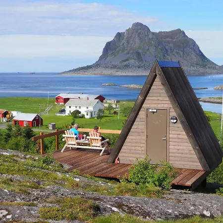 Base Camp مكان تخييم