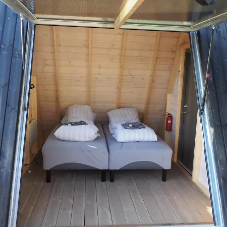 Base Camp Κάμπινγκ