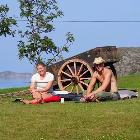 Base Camp مكان تخييم فيجا